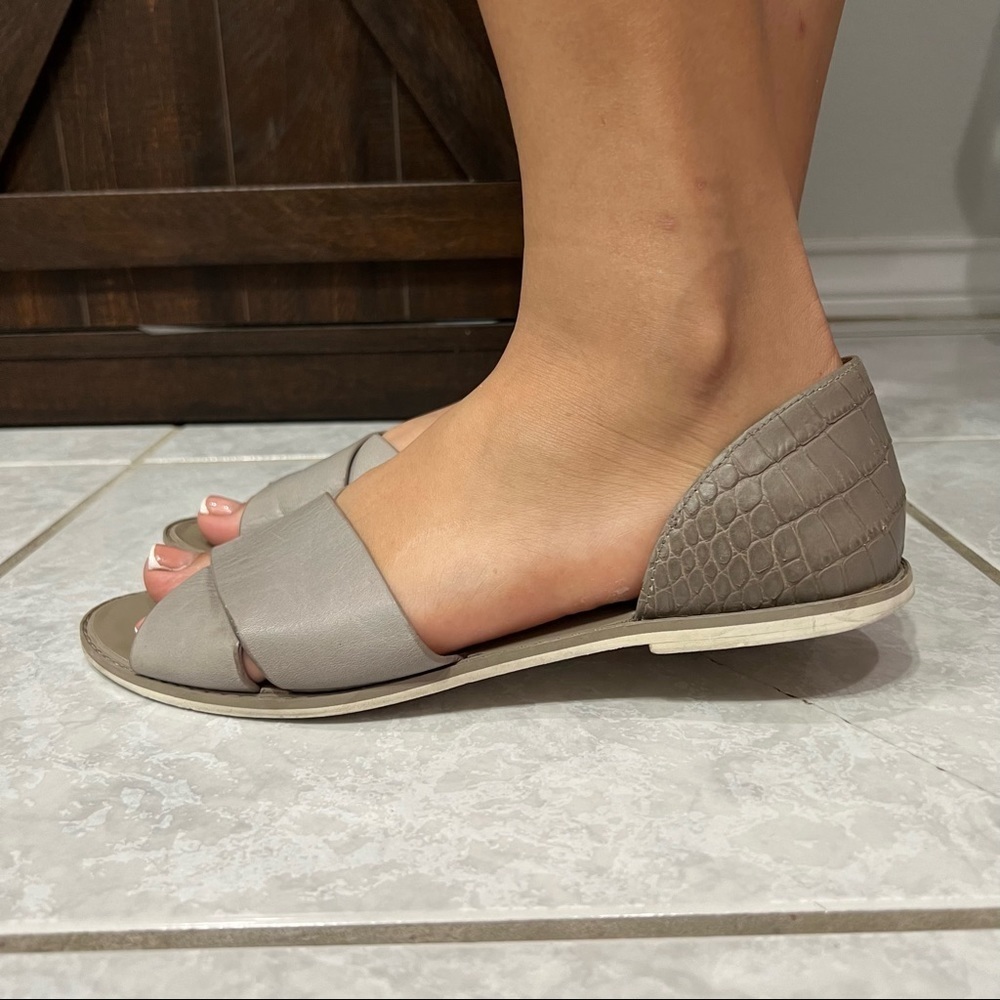 Vince Ida Leather Open Toe Sandals